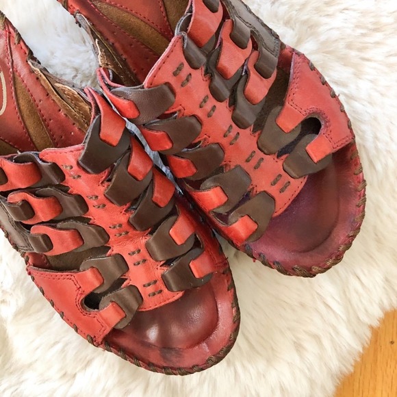 ARIAT Red Leather Sandals Size 6.5 - Picture 2 of 8